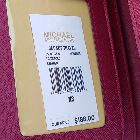 ⚠️LAST 1⚠️ Michael Kors Jet Set LG Tri Fold Wallet - Picture 5 of 5